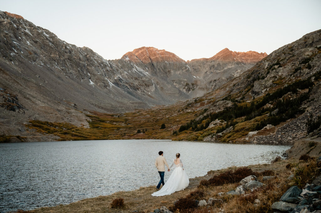 Breckenridge elopement at a lake at sunrise