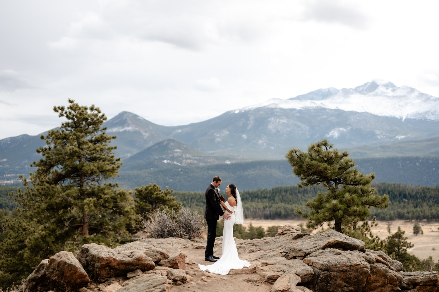 3M Curve wedding in Rocky Mountain National Park
