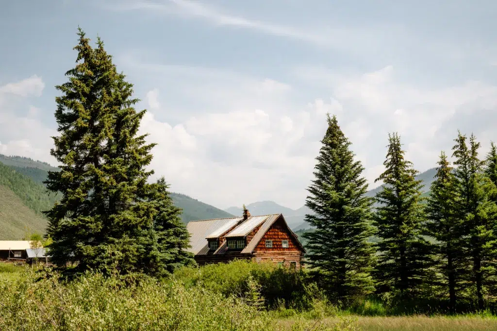 Cement Creek Ranch wedding venue in Crested Butte