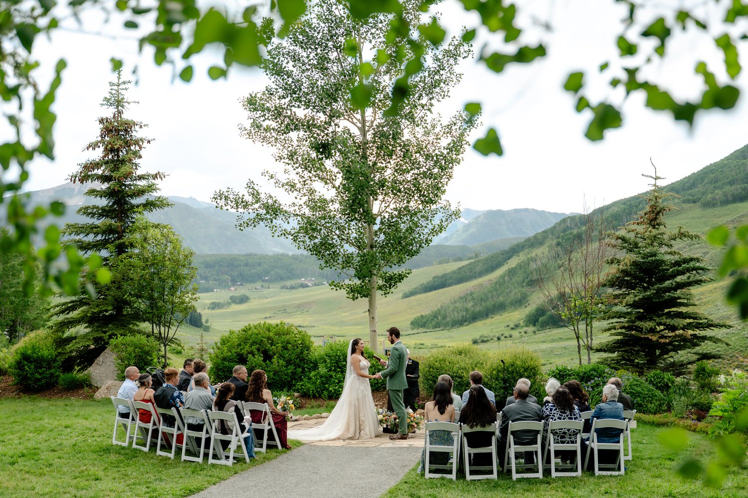 micro wedding ceremony in Crested Butte, Colorado