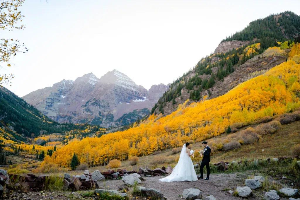 Aspen elopement in the fall