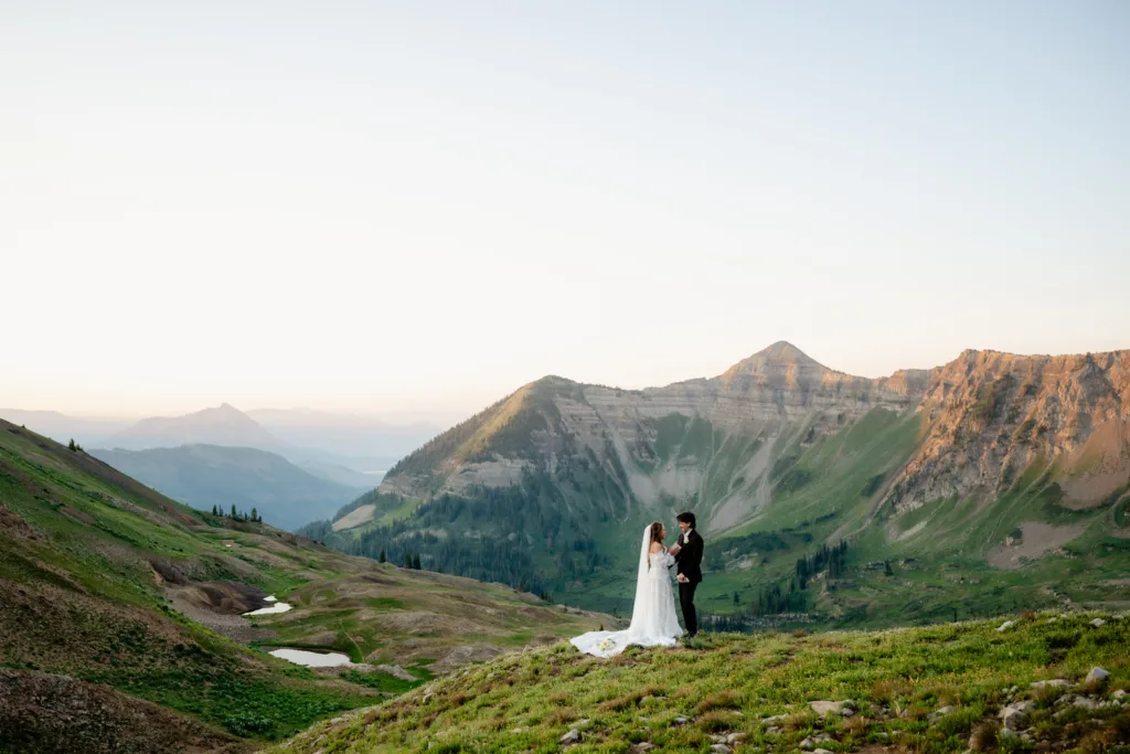 Crested Butte elopement wedding ceremony